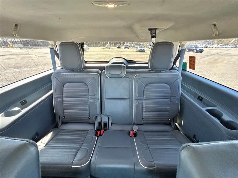 2021 LINCOLN NAVIGATOR L BLACK LABEL