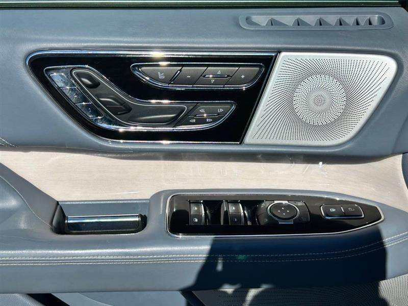 2021 LINCOLN NAVIGATOR L BLACK LABEL