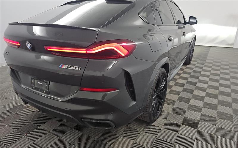 2022 BMW X6 M50I