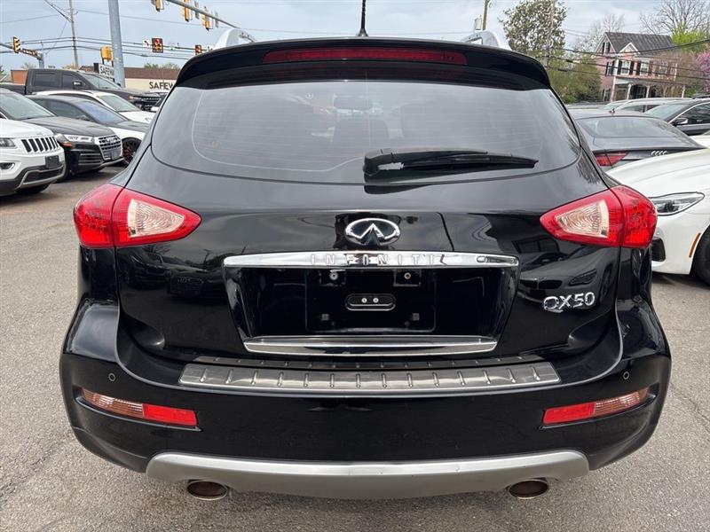 2017 INFINITI QX50 