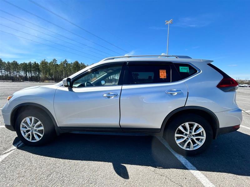 2020 NISSAN ROGUE SV