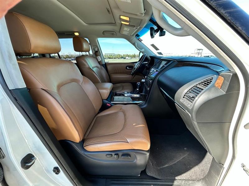 2016 INFINITI QX80 