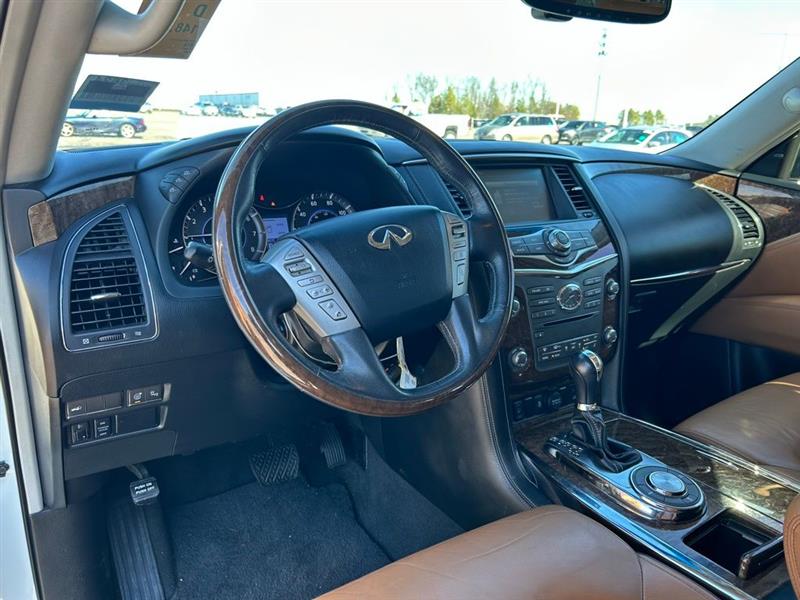 2016 INFINITI QX80 