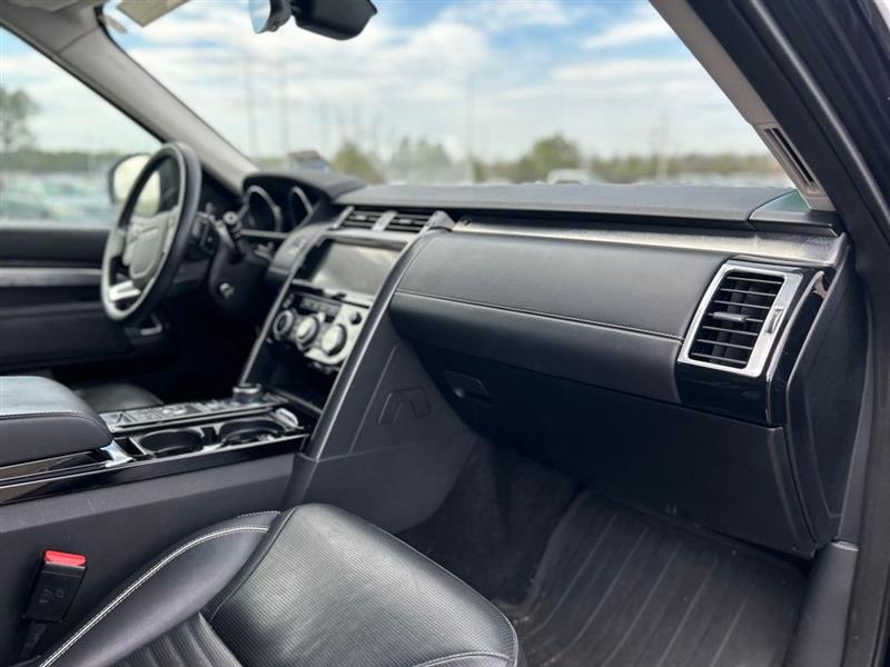 2017 LAND ROVER DISCOVERY FIRST EDITION