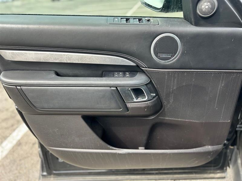 2017 LAND ROVER DISCOVERY FIRST EDITION