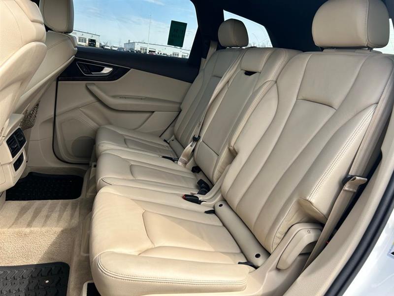 2017 AUDI Q7 PREMIUM