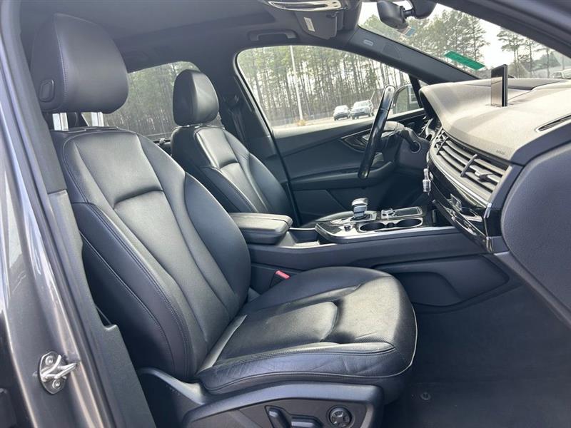 2017 AUDI Q7 PRESTIGE