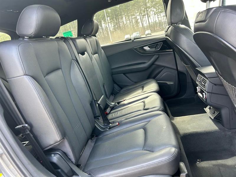 2017 AUDI Q7 PRESTIGE