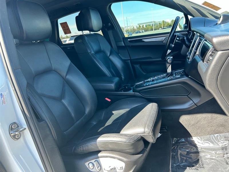 2018 PORSCHE MACAN S