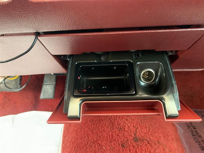 1992 Oldsmobile Custom Cruiser - Photo 27