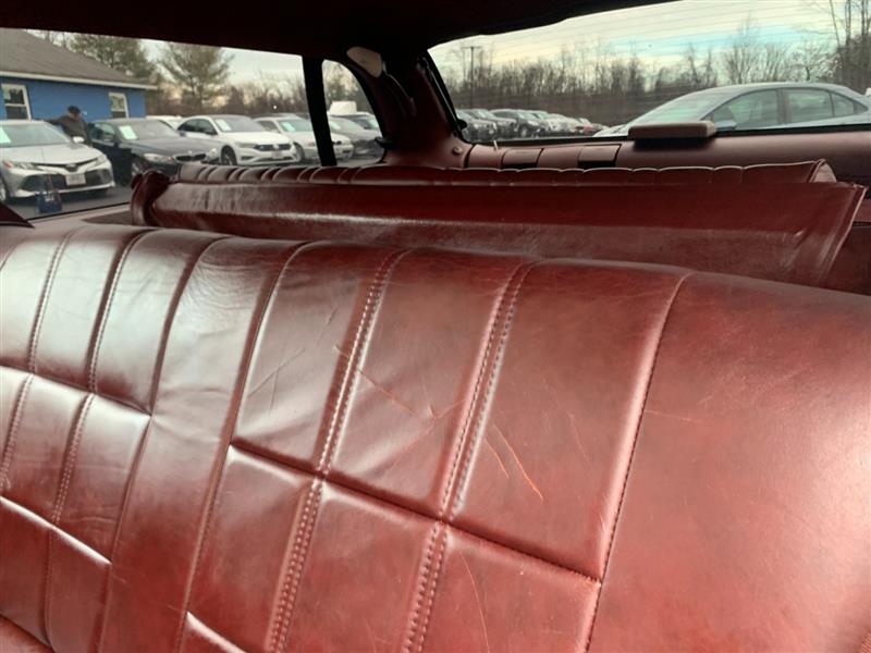 1992 Oldsmobile Custom Cruiser - Photo 42