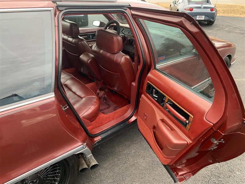 1992 Oldsmobile Custom Cruiser - Photo 45