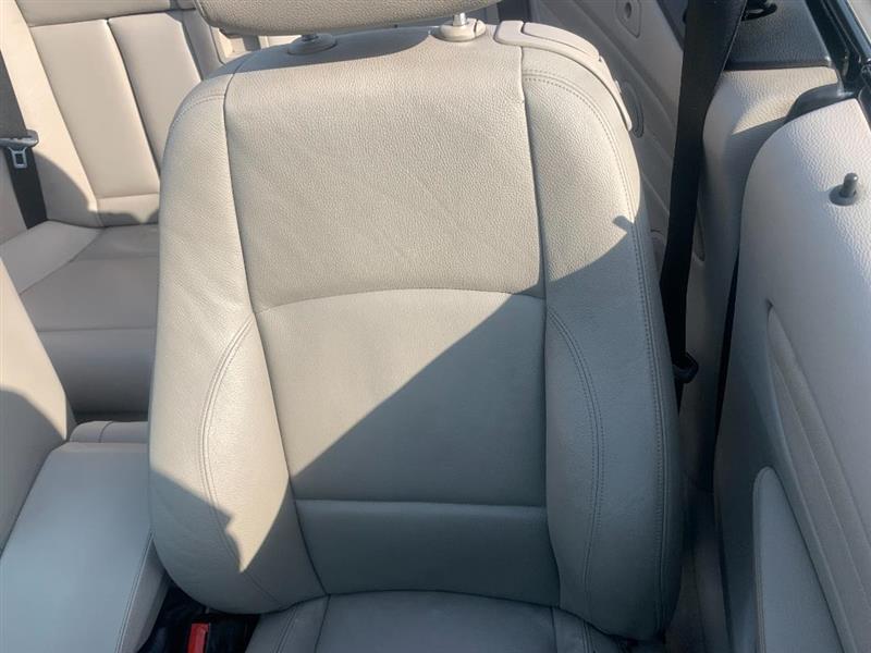 2009 BMW 1 Series 135i - Photo 11