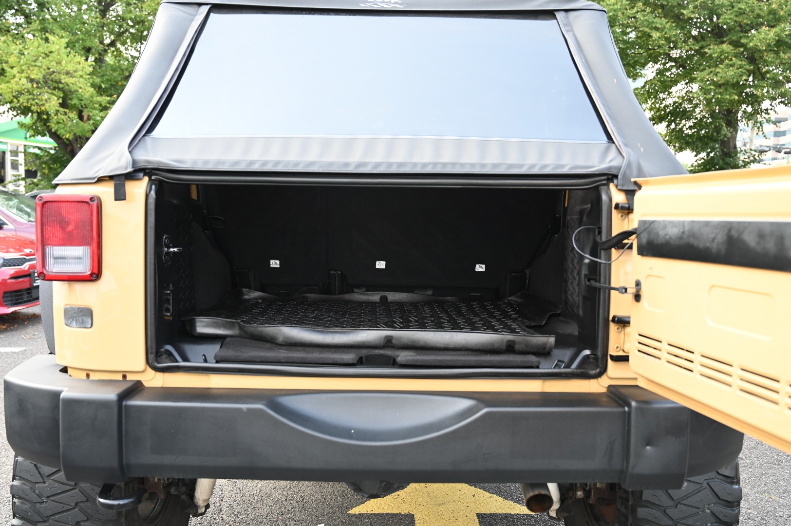 2014 Jeep Wrangler Unlimited Sport - Photo 28