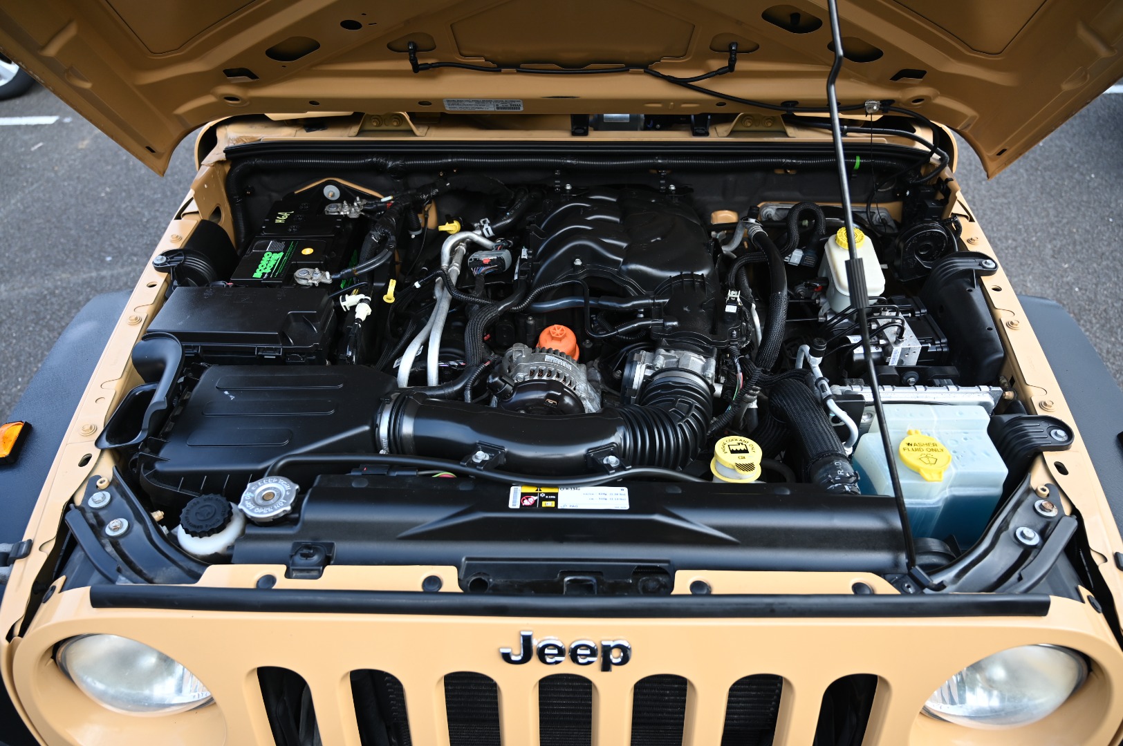 2014 Jeep Wrangler Unlimited Sport - Photo 30