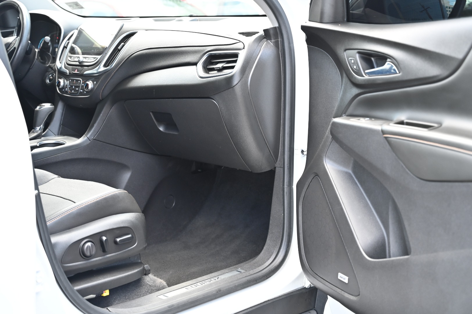 2021 Chevrolet Equinox Premier - Photo 14