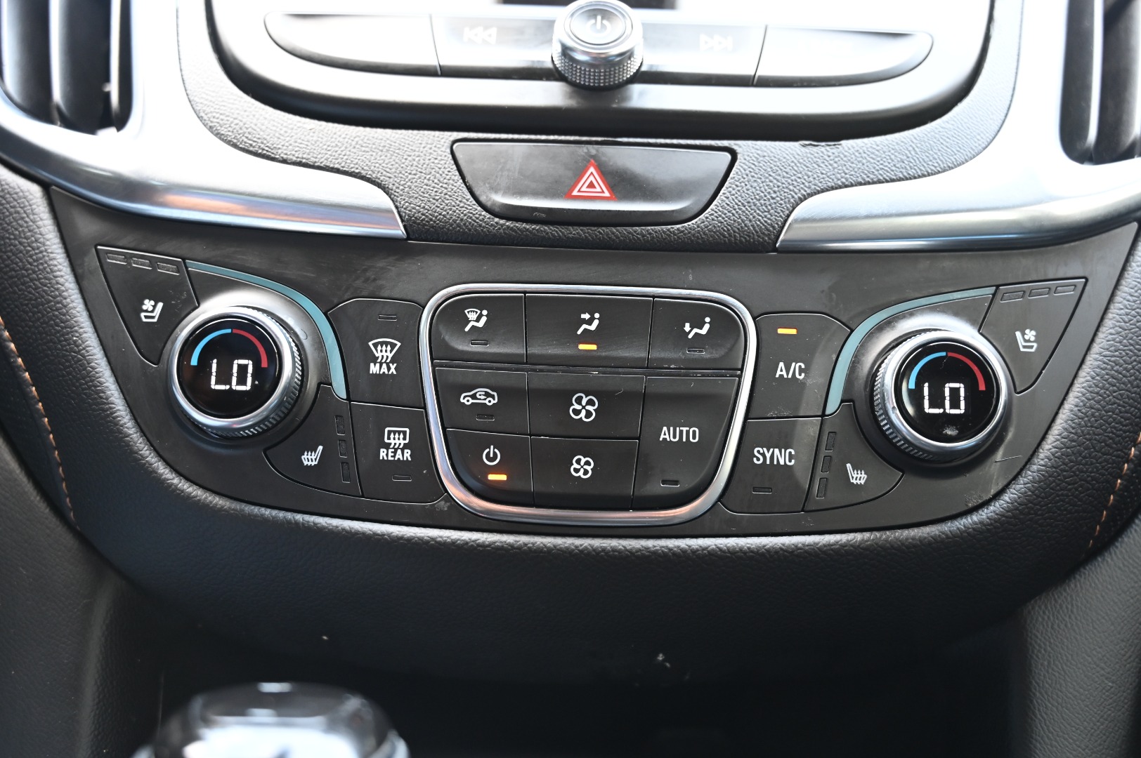 2021 Chevrolet Equinox Premier - Photo 74