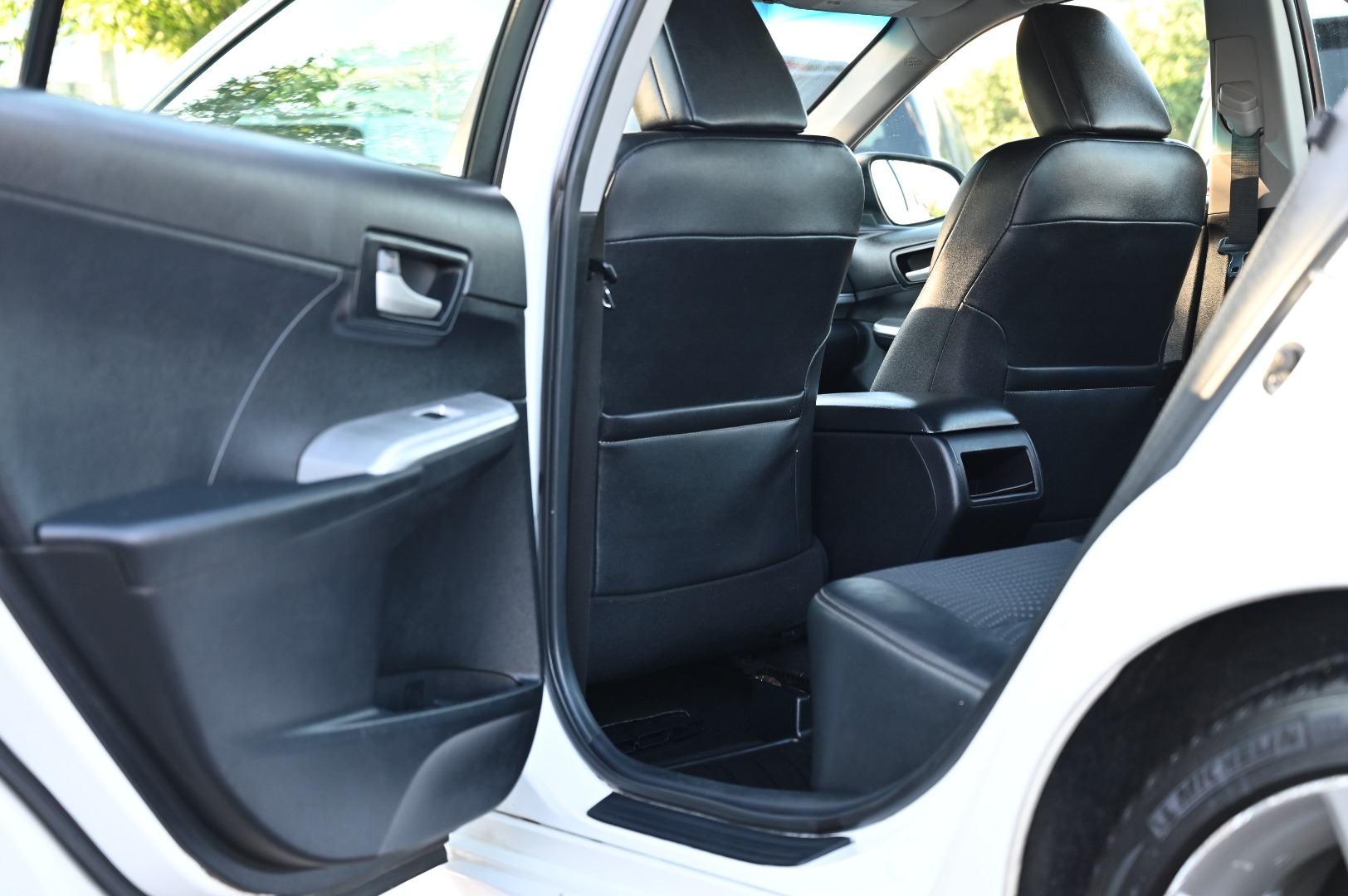 2012 Toyota Camry SE - Photo 20