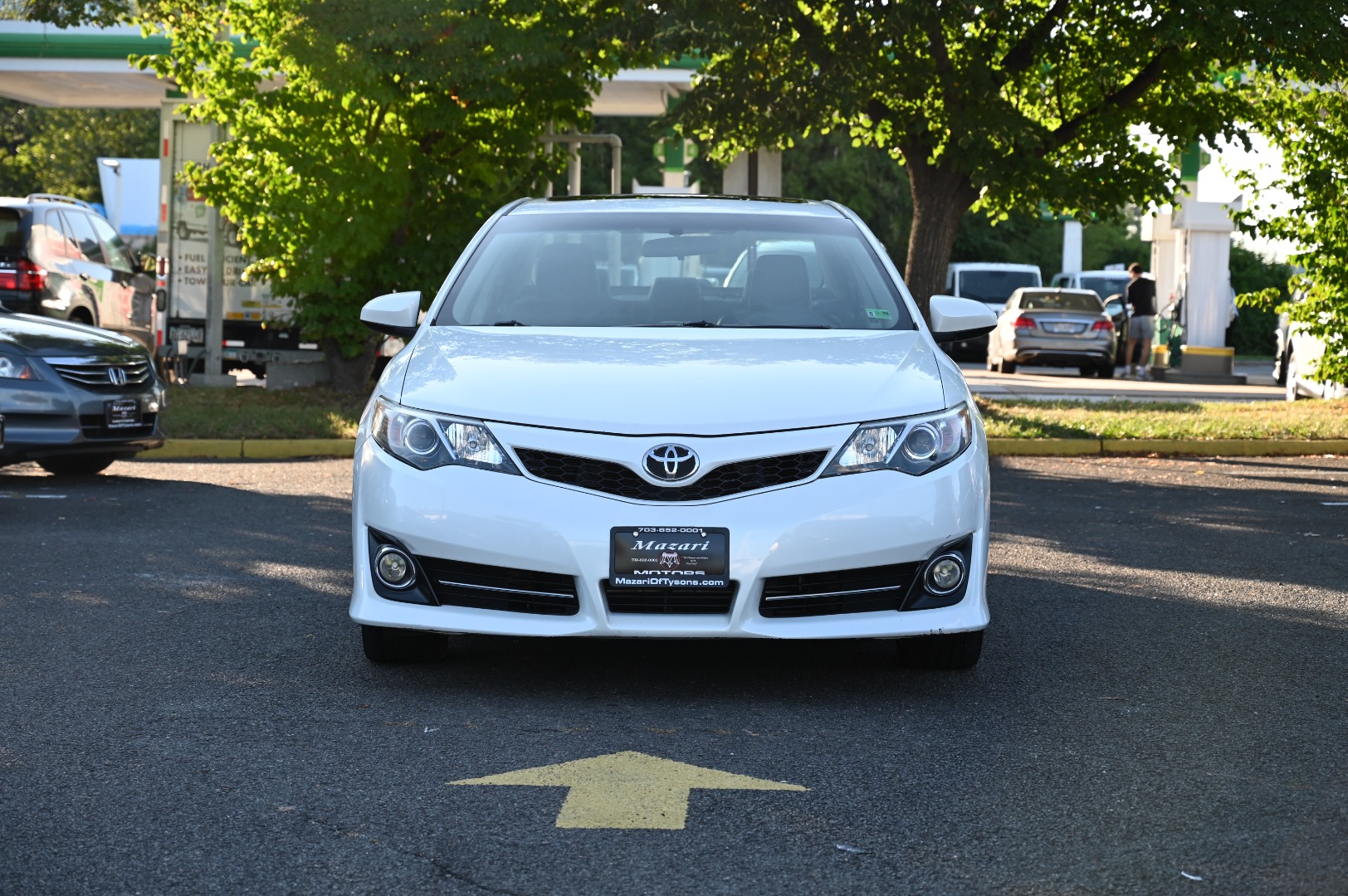 2012 Toyota Camry SE - Photo 3