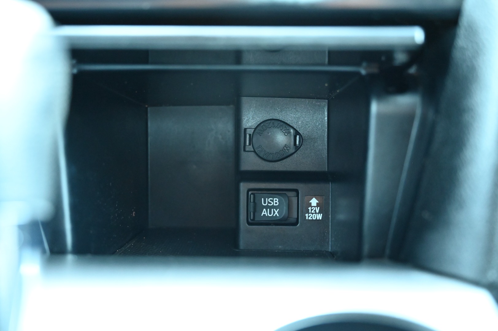 2012 Toyota Camry SE - Photo 30