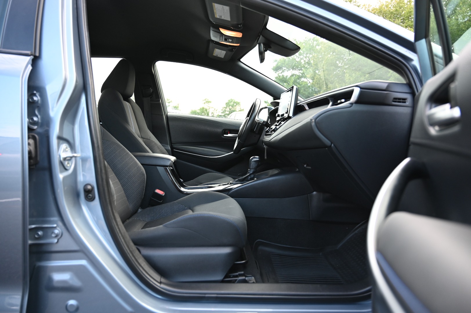 2020 Toyota Corolla SE - Photo 12