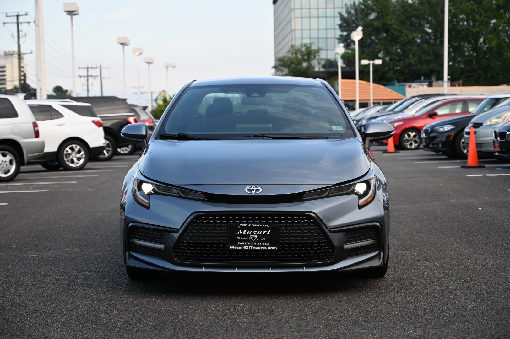 2020 Toyota Corolla SE - Photo 3