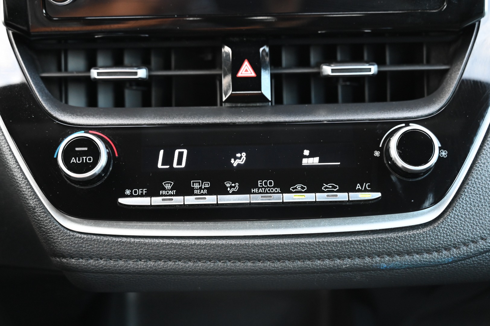 2020 Toyota Corolla SE - Photo 49