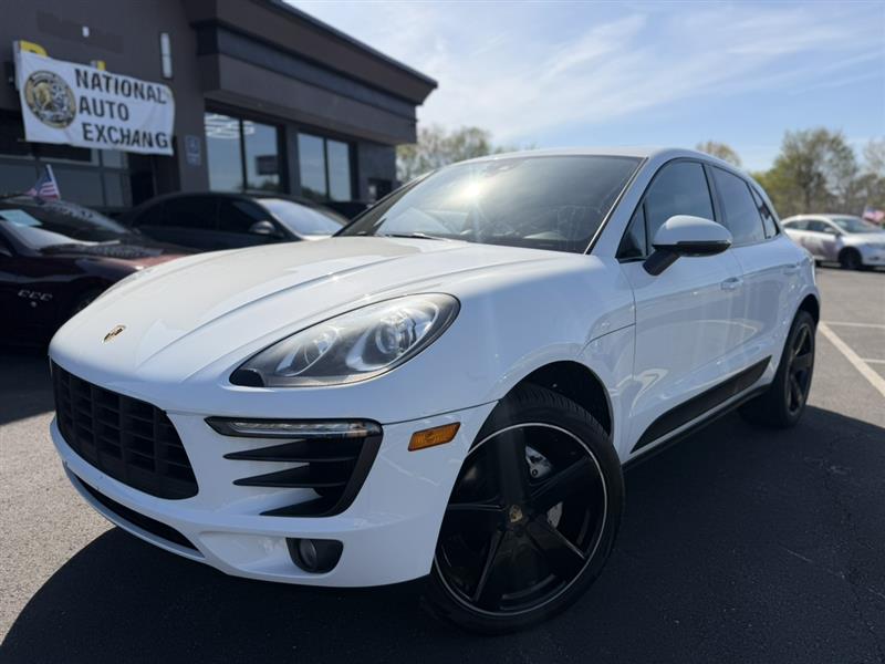 2016 PORSCHE MACAN S
