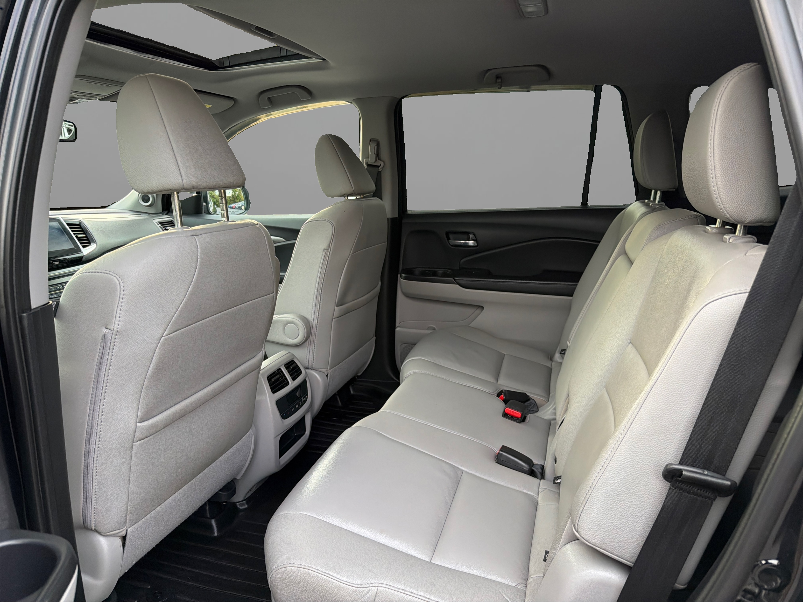 2018 Honda Pilot EX-L - Photo 10