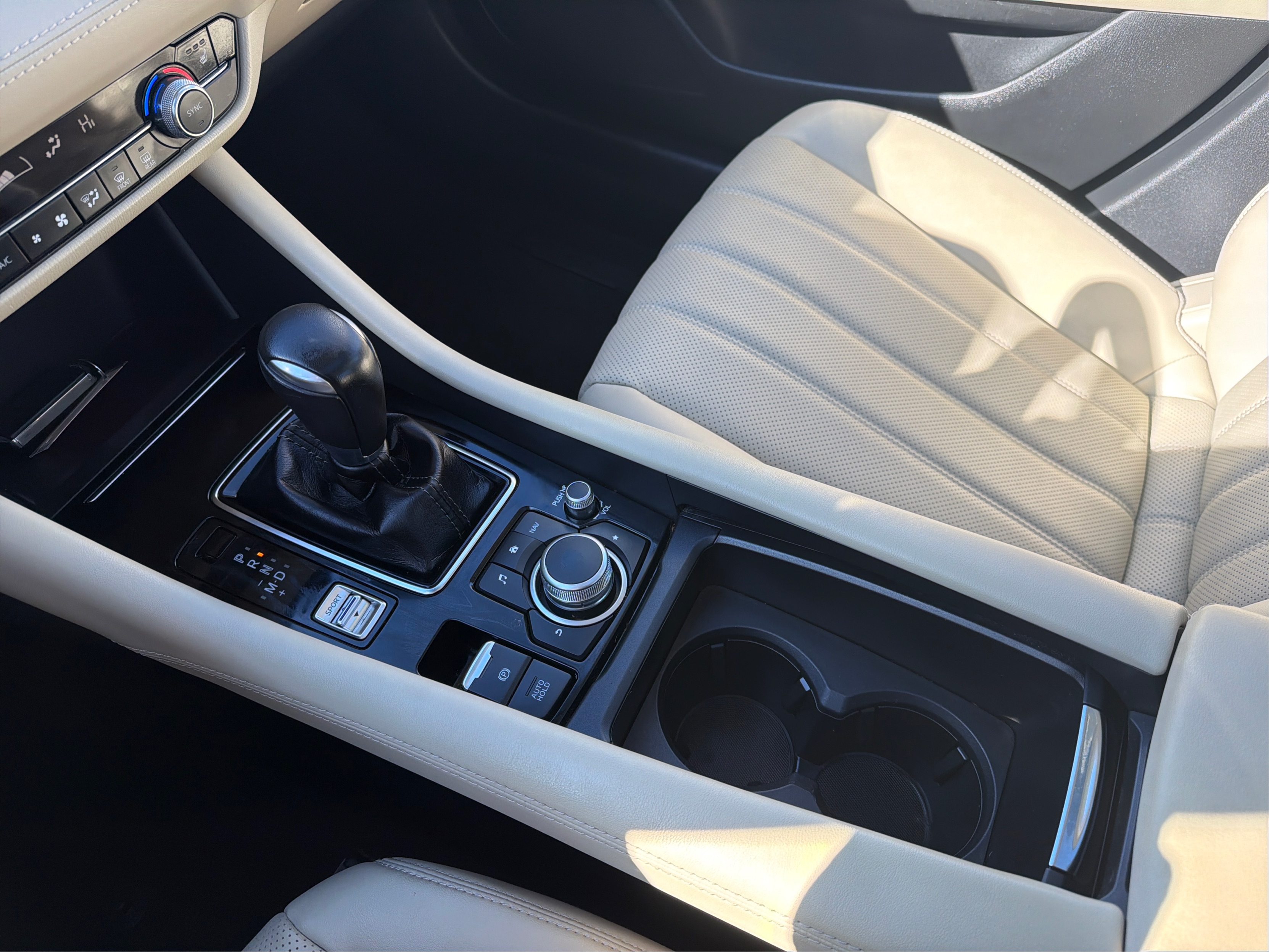 2020 Mazda MAZDA6 Touring - Photo 16