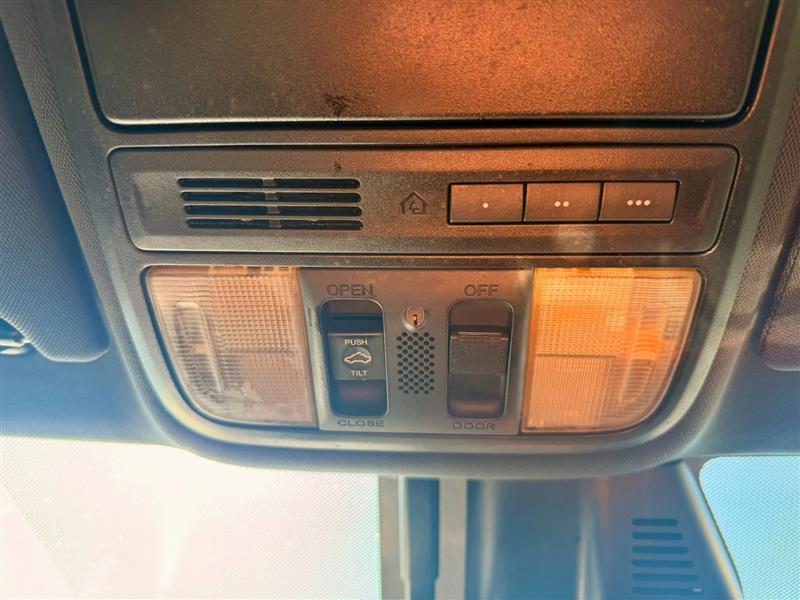 2016 Honda Accord EX-L - Photo 18