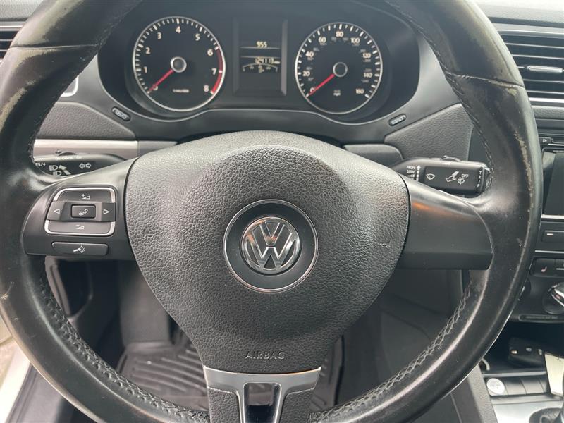2014 Volkswagen Jetta SEL - Photo 8