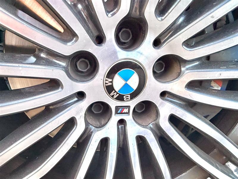 2018 BMW 5 Series 530e - Photo 21