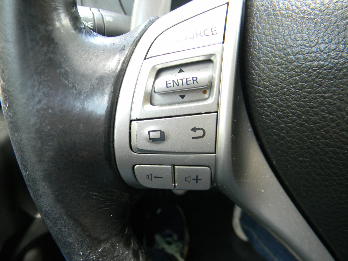 2017 Nissan Altima SR - Photo 28