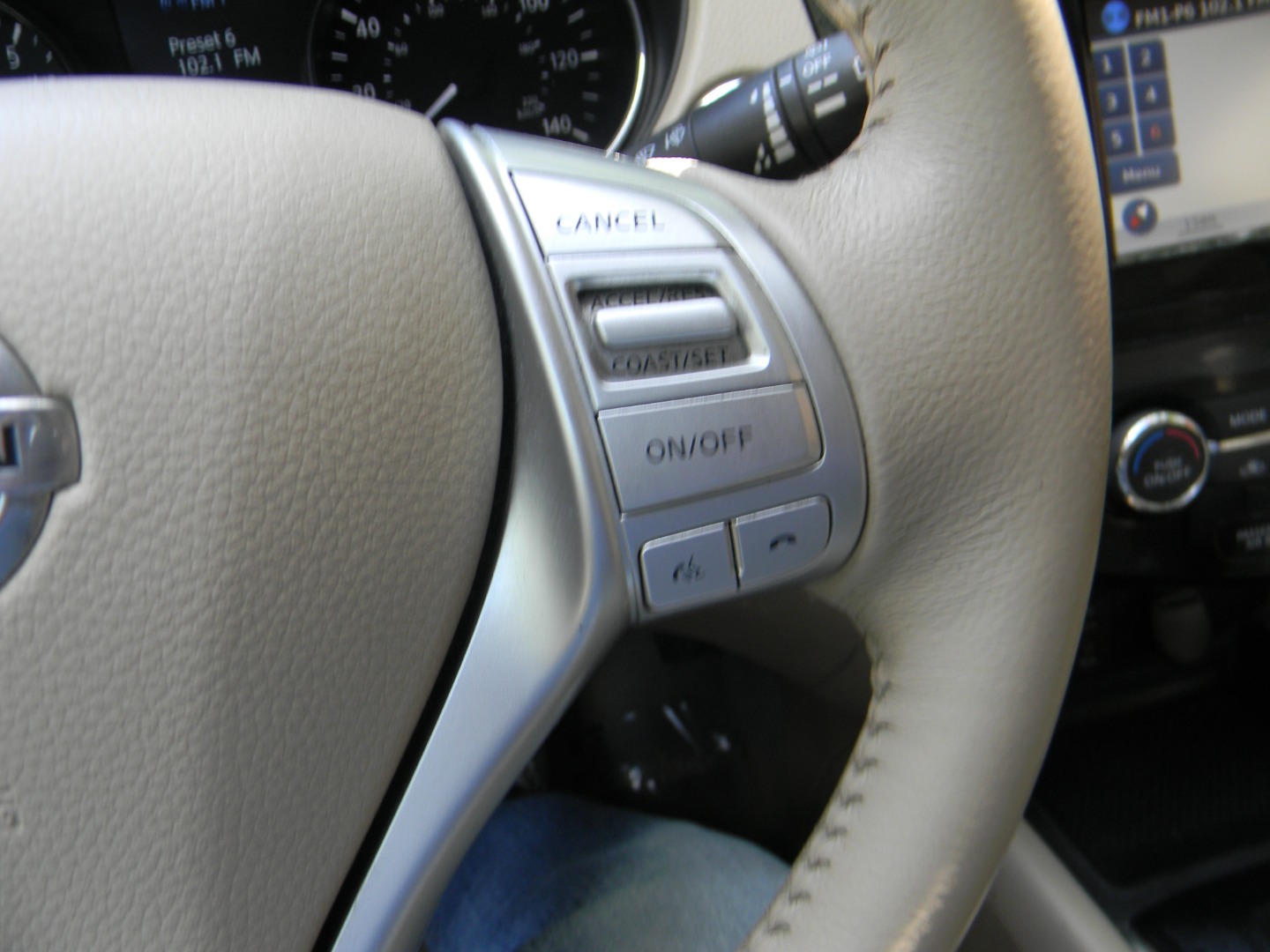 2015 Nissan Rogue SL - Photo 37