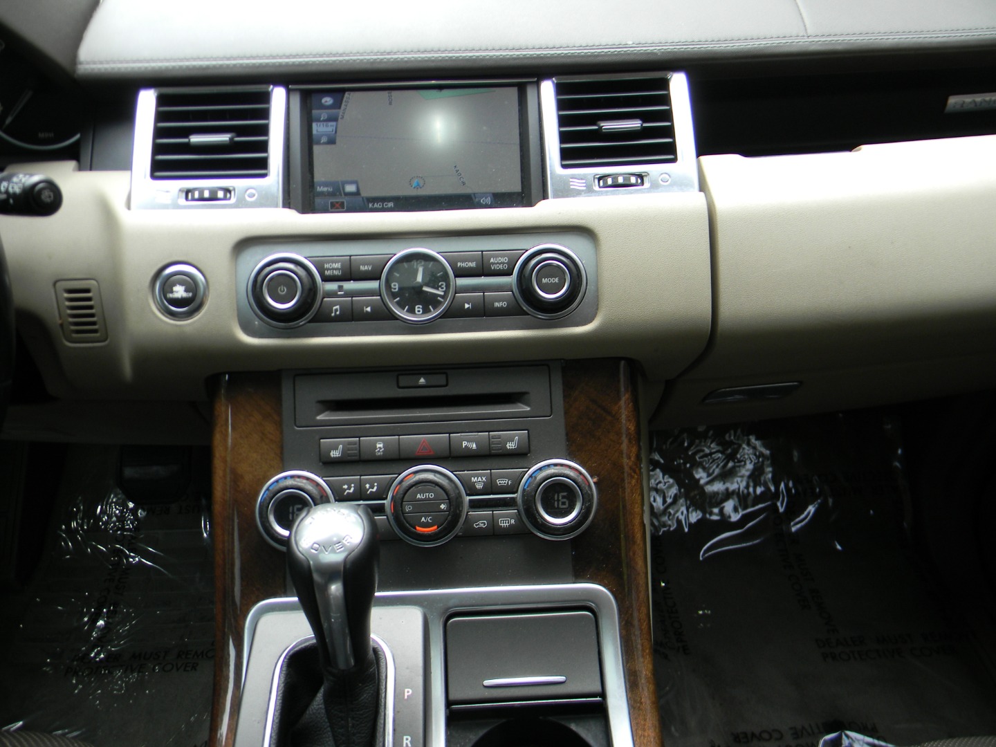 2011 Land Rover Range Rover Sport Supercharged - Photo 21