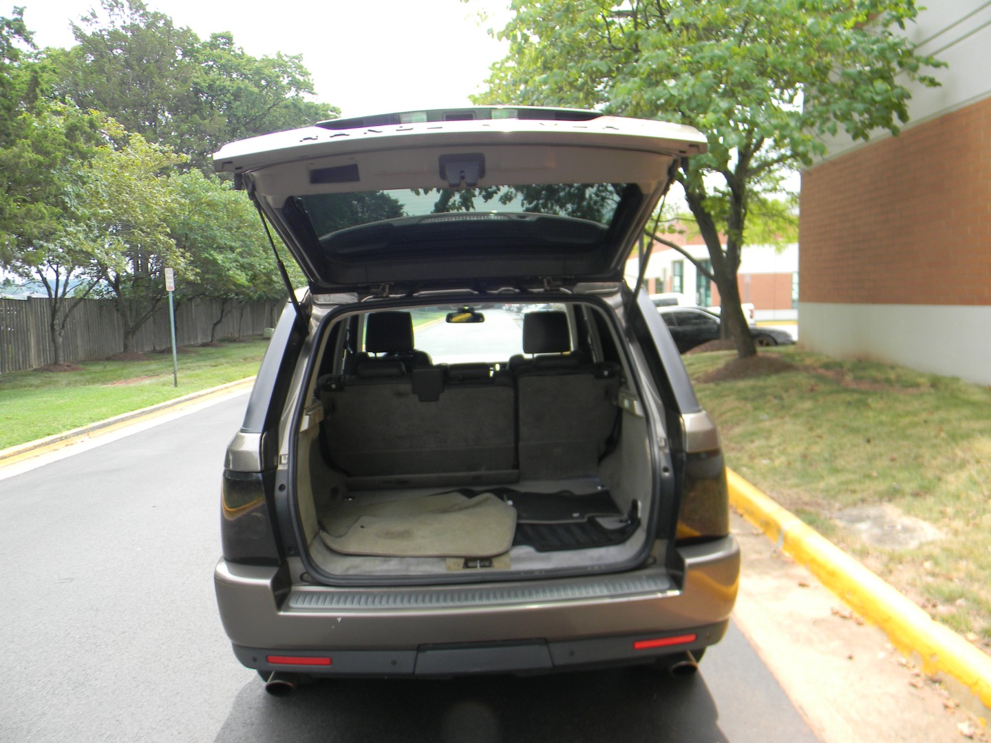 2011 Land Rover Range Rover Sport Supercharged - Photo 23