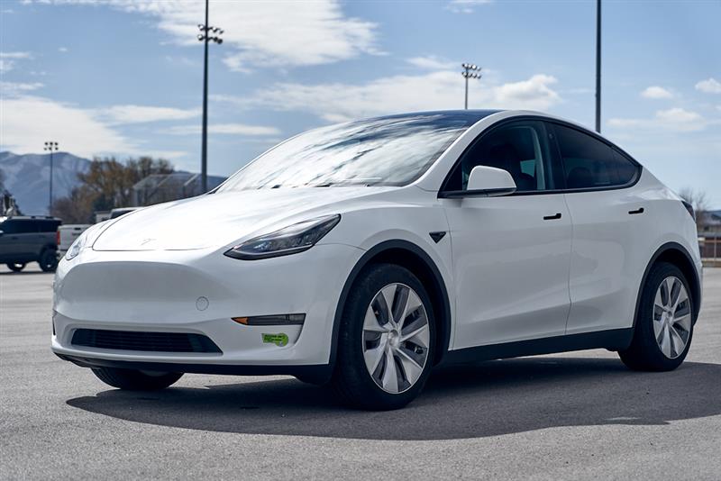 2023 TESLA MODEL Y Long Range AWD